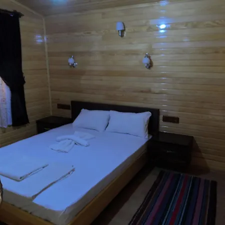 Hotel Ugur 2*